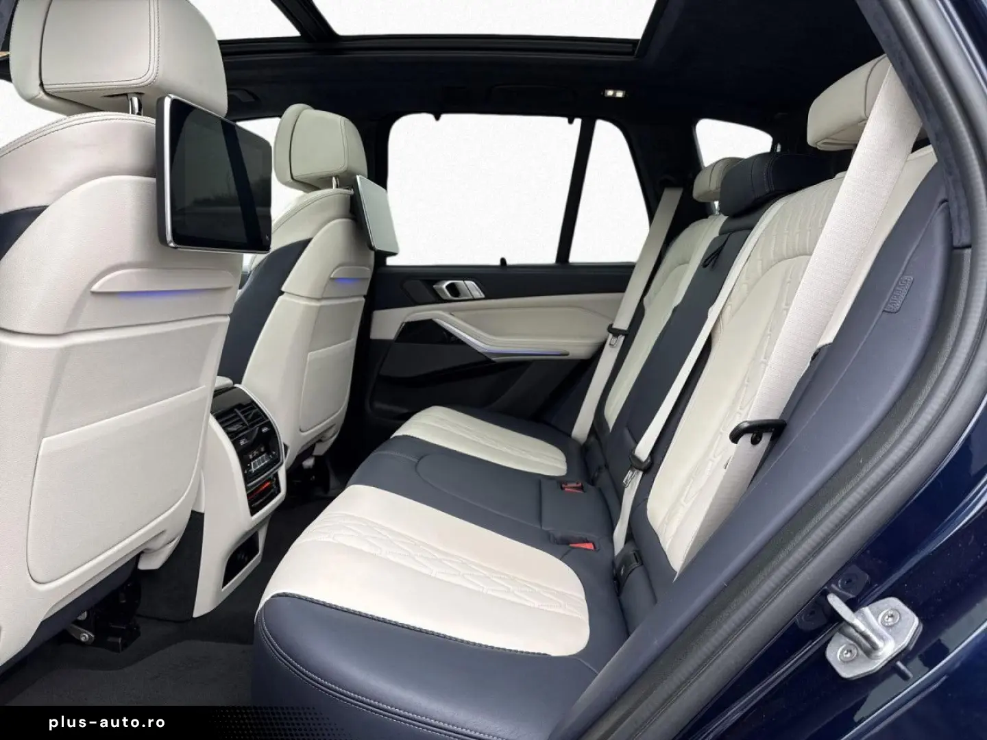 BMW X5 xDr30d MSpo SoftClo DisplayKey TV VentilS 360 DAProf