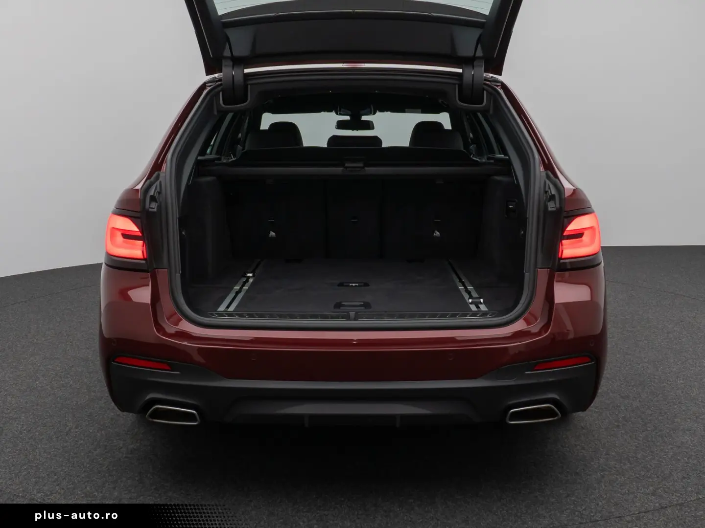 BMW 520d xD M Sport Kamera HUD DAB Alarm Individual