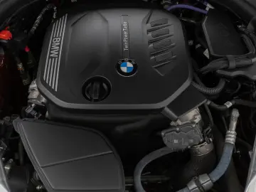 BMW 520d xD M Sport Kamera HUD DAB Alarm Individual