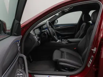 BMW 520d xD M Sport Kamera HUD DAB Alarm Individual