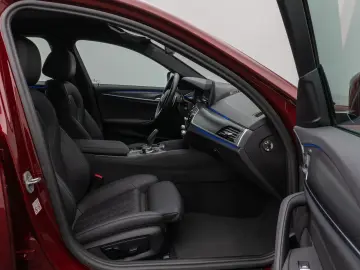 BMW 520d xD M Sport Kamera HUD DAB Alarm Individual