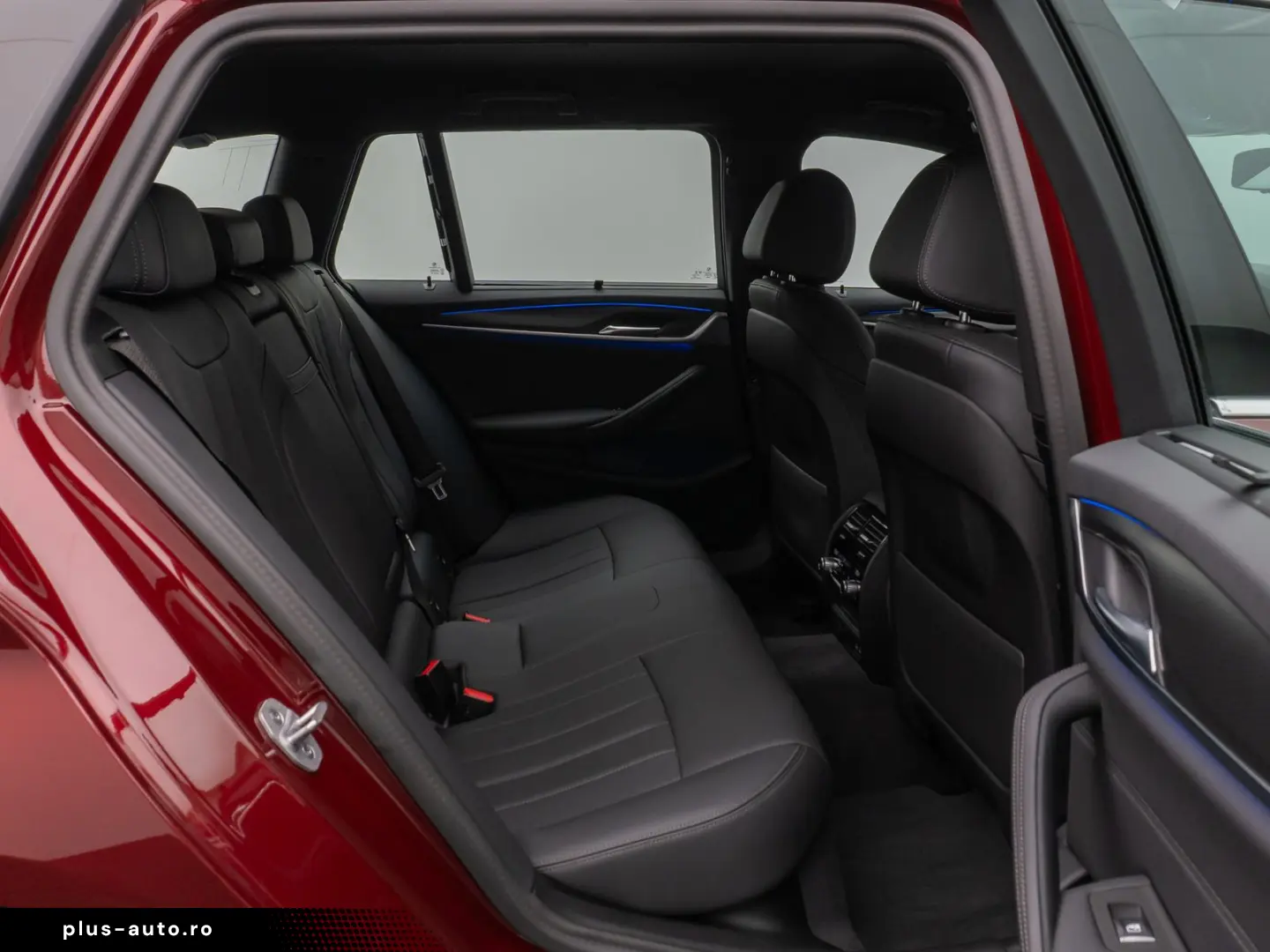 BMW 520d xD M Sport Kamera HUD DAB Alarm Individual