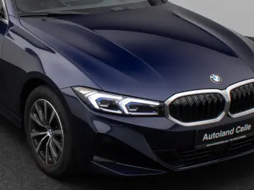 BMW 320d xD Kamera HUD DAB Komfort Sport Individual