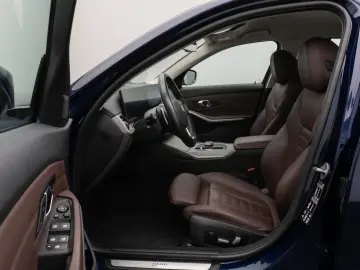 BMW 320d xD Kamera HUD DAB Komfort Sport Individual