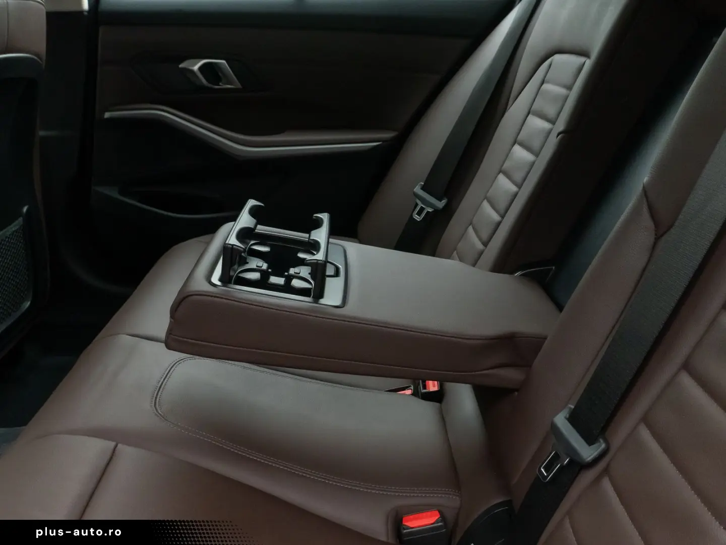 BMW 320d xD Kamera HUD DAB Komfort Sport Individual