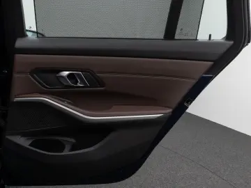 BMW 320d xD Kamera HUD DAB Komfort Sport Individual