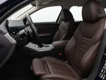 BMW 320d xD Kamera HUD DAB Komfort Sport Individual