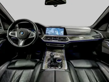 BMW X7 xDrive 40 d M Sport Individual-Sky lounge