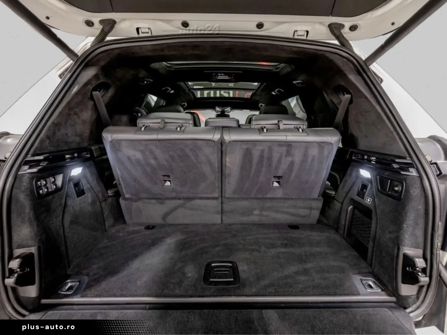 BMW X7 xDrive 40 d M Sport Individual-Sky lounge