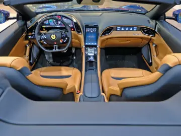 Ferrari Roma Spider 1HD FULL CARBON JBL