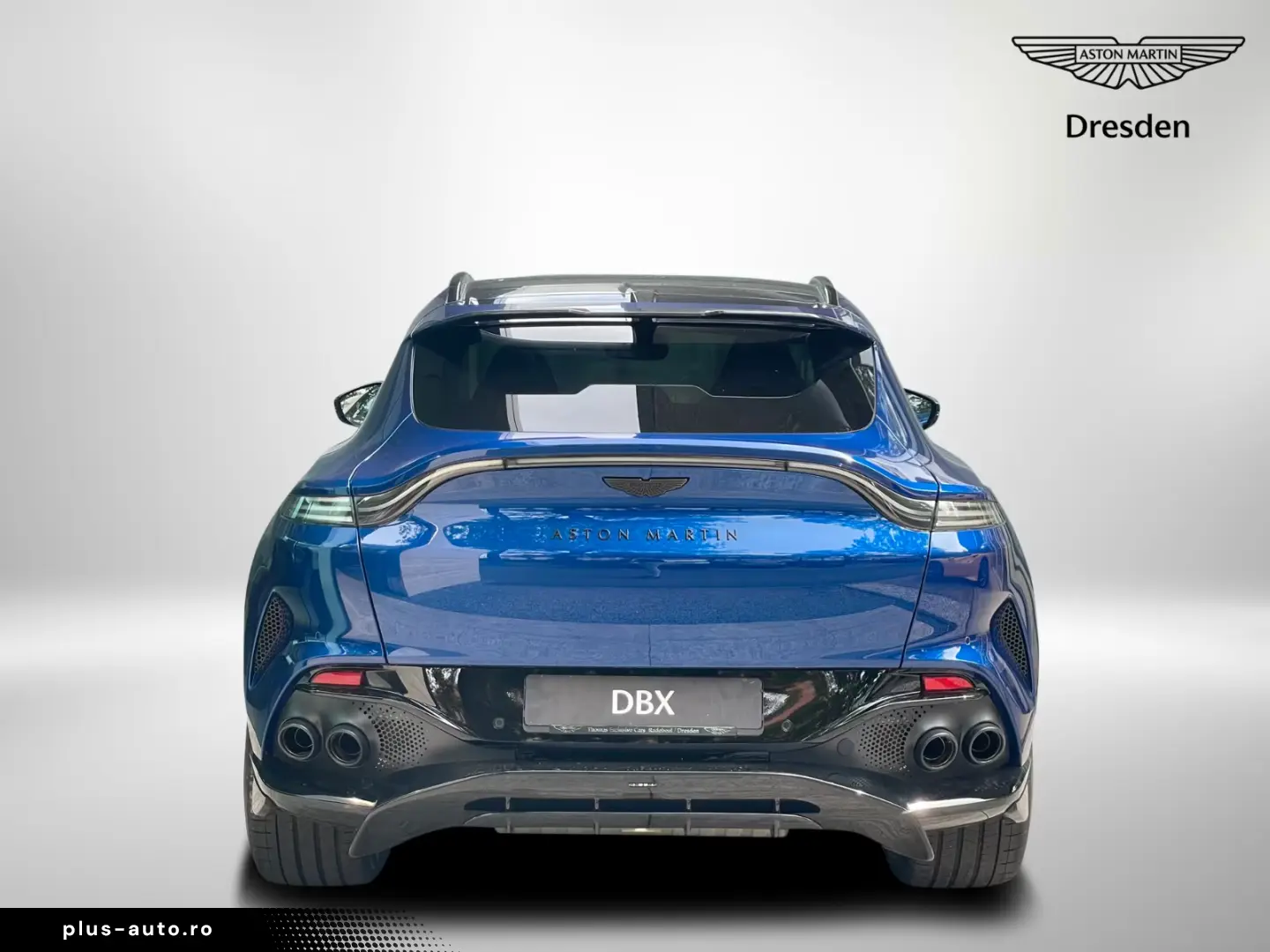 Aston Martin DBX 707