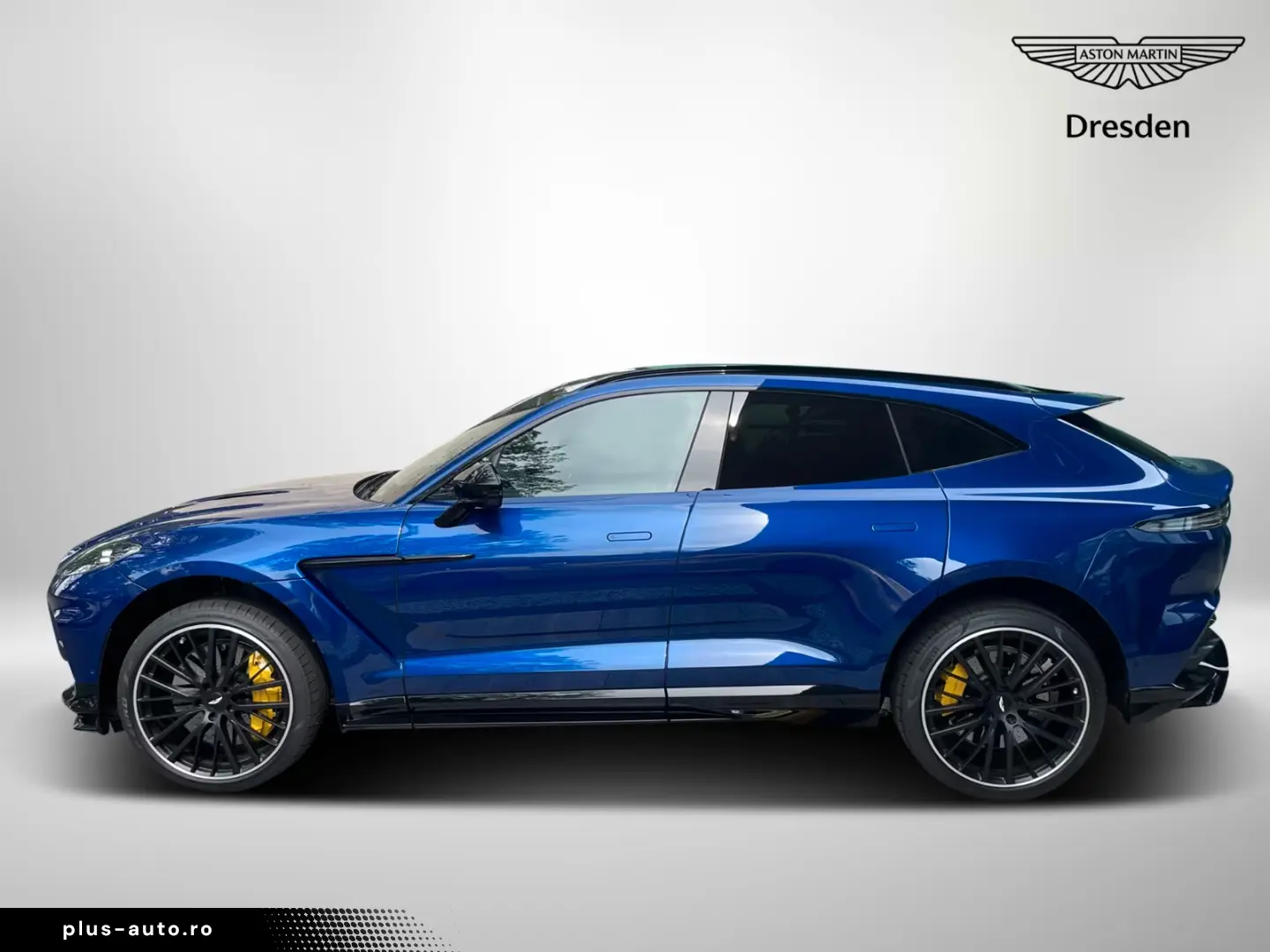 Aston Martin DBX 707