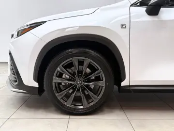 LEXUS NX 450 h  E-Four F SPORT  HUD MATRIX