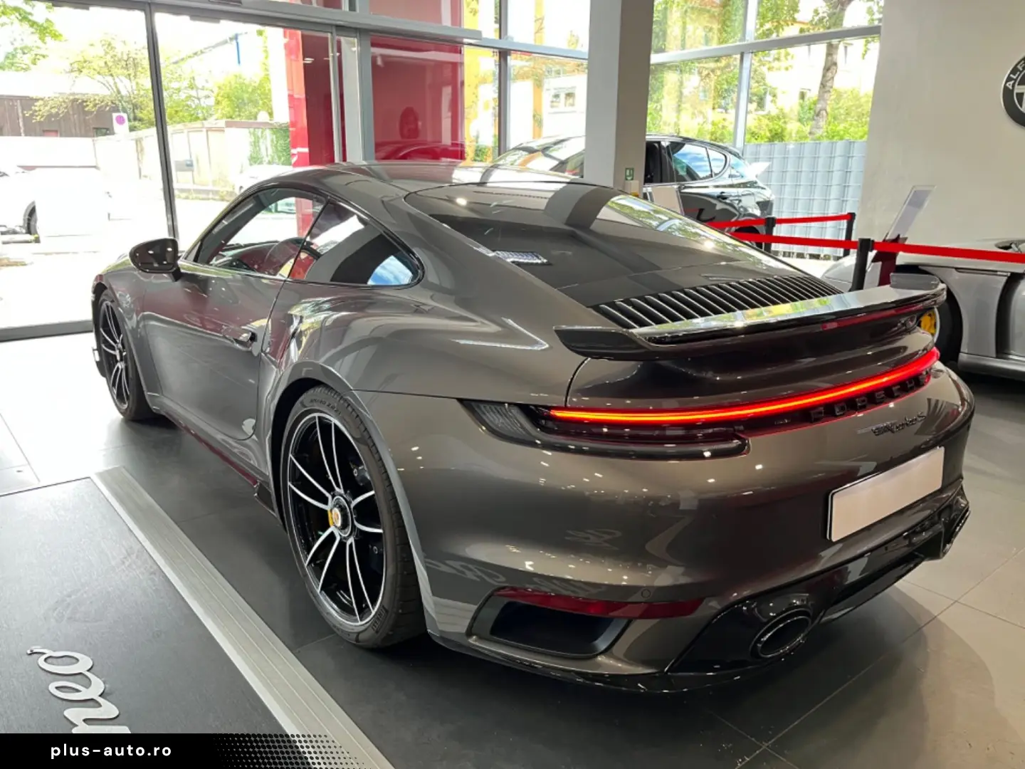 PORSCHE 911 992 TURBO S 1. HAND BRD LIFT PPF GARANTIE