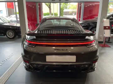 PORSCHE 911 992 TURBO S 1. HAND BRD LIFT PPF GARANTIE