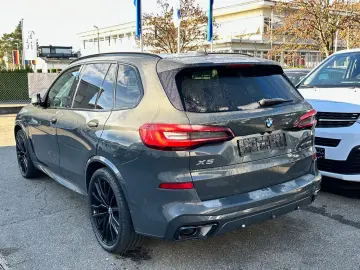 BMW X5 xDrive30d M Sport Individual Leder weiß