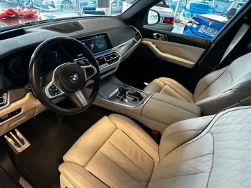 BMW X5 xDrive30d M Sport Individual Leder weiß