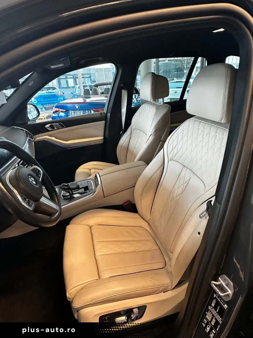 BMW X5 xDrive30d M Sport Individual Leder weiß