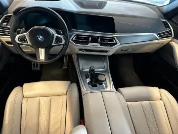 BMW X5 xDrive30d M Sport Individual Leder weiß