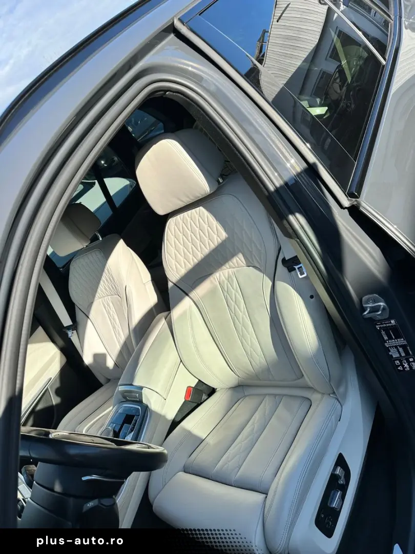 BMW X5 xDrive30d M Sport Individual Leder weiß