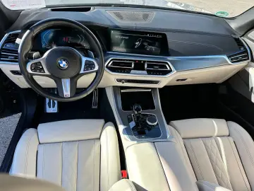 BMW X5 xDrive30d M Sport Individual Leder weiß