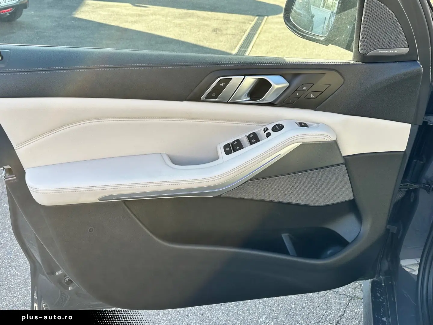 BMW X5 xDrive30d M Sport Individual Leder weiß