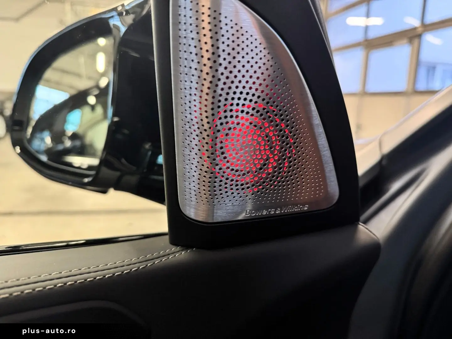 BMW X7 M60i Individual Carbon 7-Sitzer B&W Massage