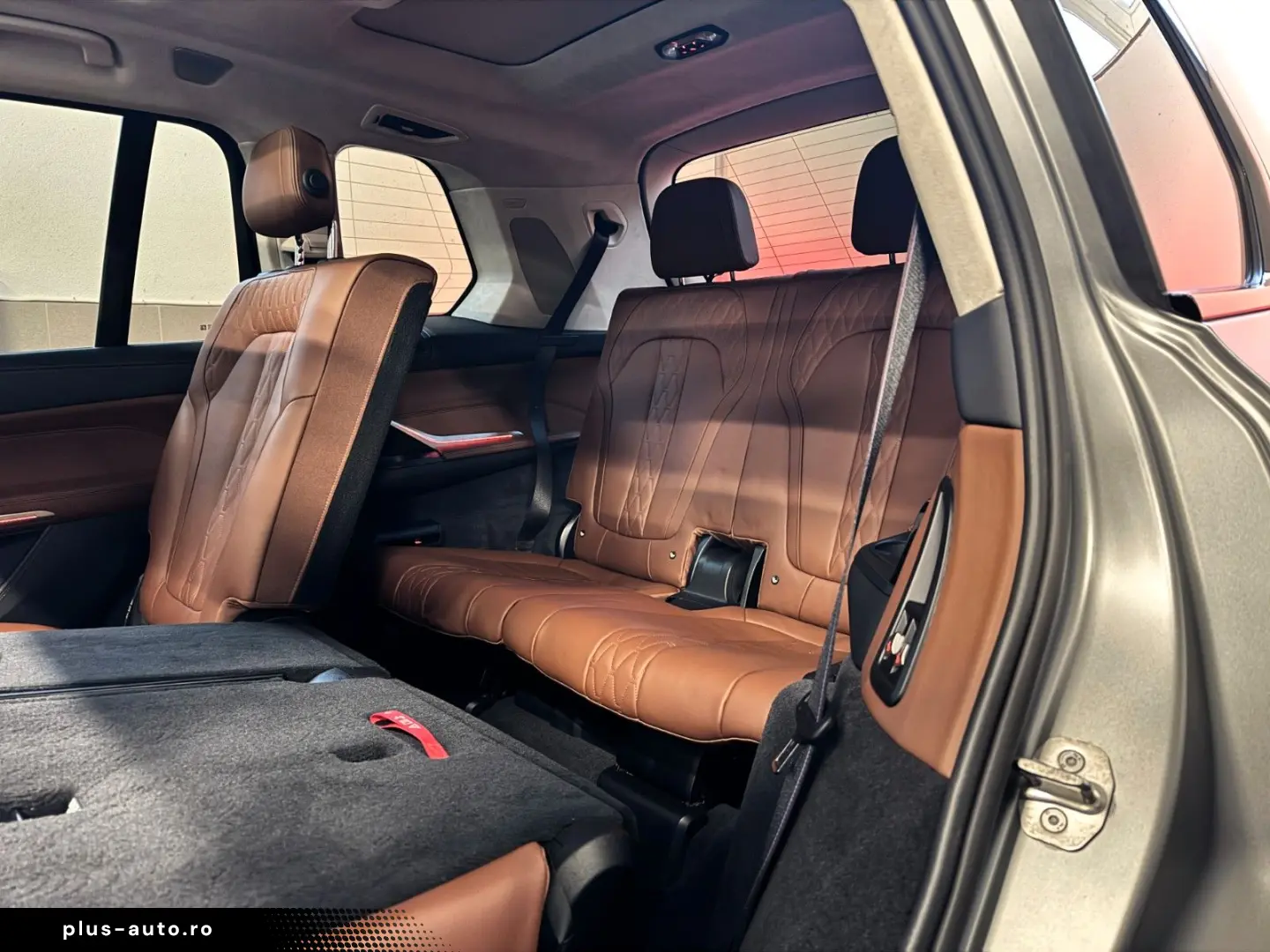 BMW X7 M60i Individual Carbon 7-Sitzer B&W Massage