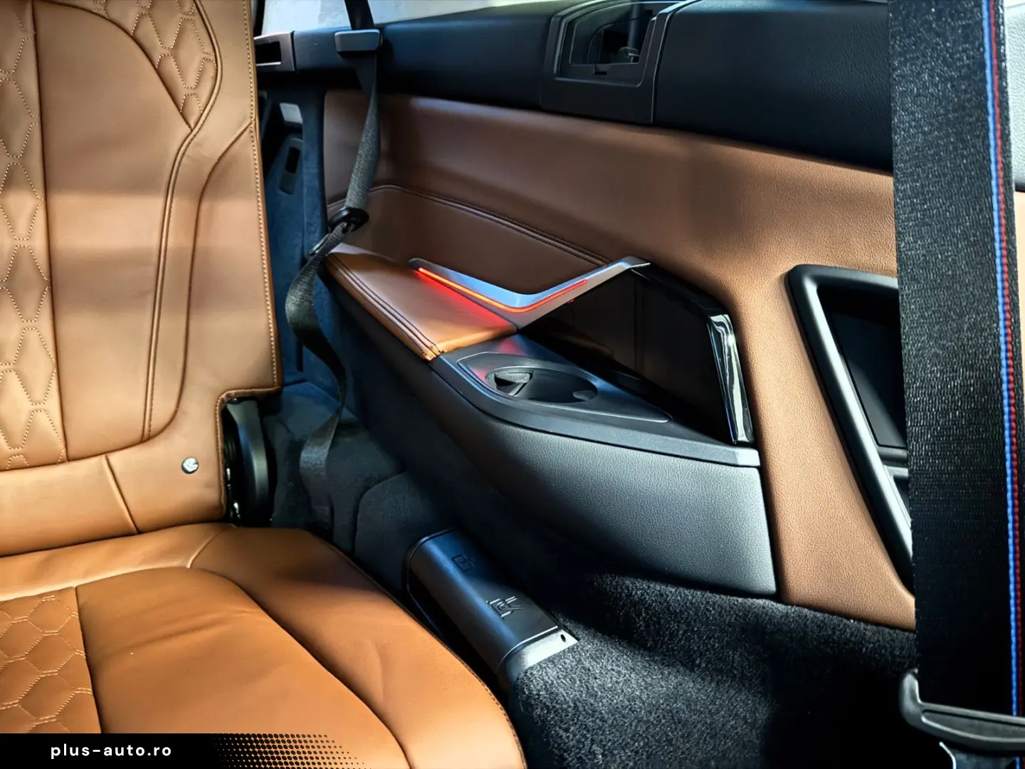 BMW X7 M60i Individual Carbon 7-Sitzer B&W Massage