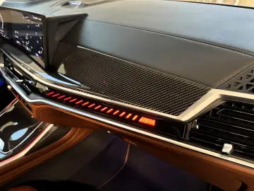 BMW X7 M60i Individual Carbon 7-Sitzer B&W Massage