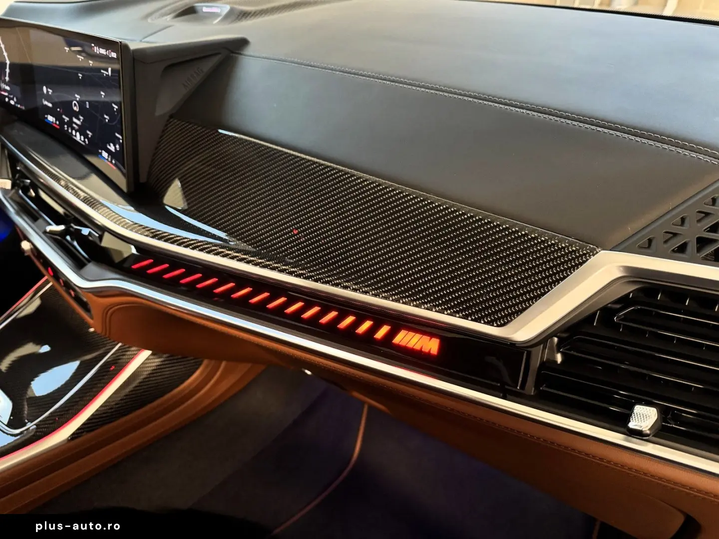 BMW X7 M60i Individual Carbon 7-Sitzer B&W Massage