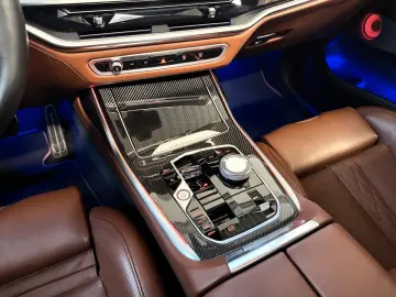 BMW X7 M60i Individual Carbon 7-Sitzer B&W Massage