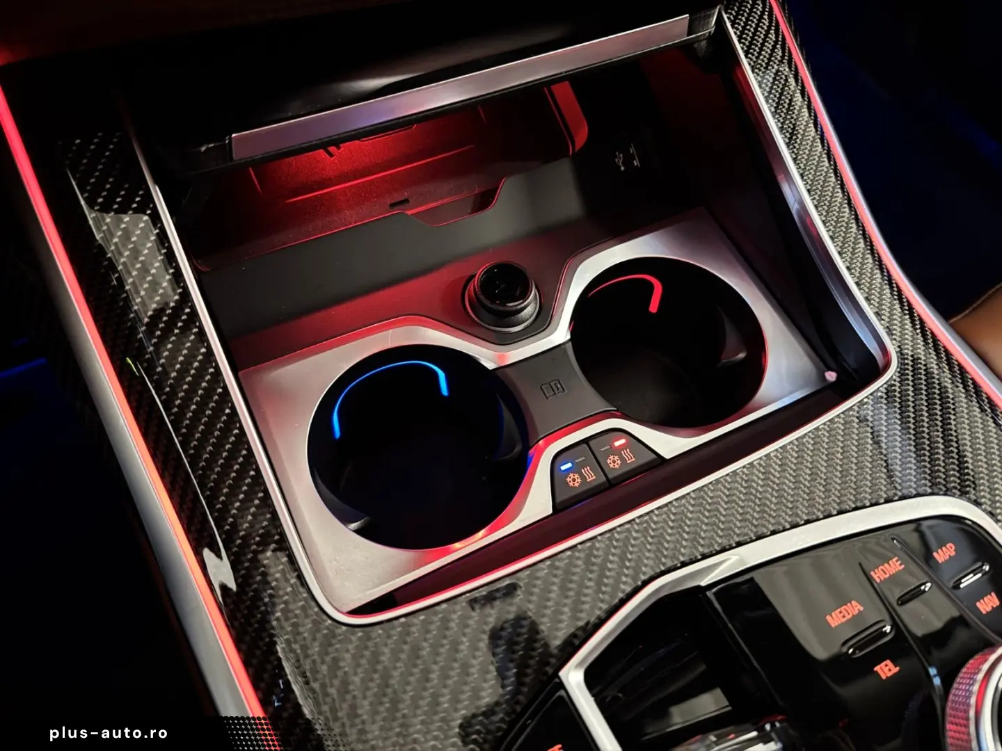 BMW X7 M60i Individual Carbon 7-Sitzer B&W Massage