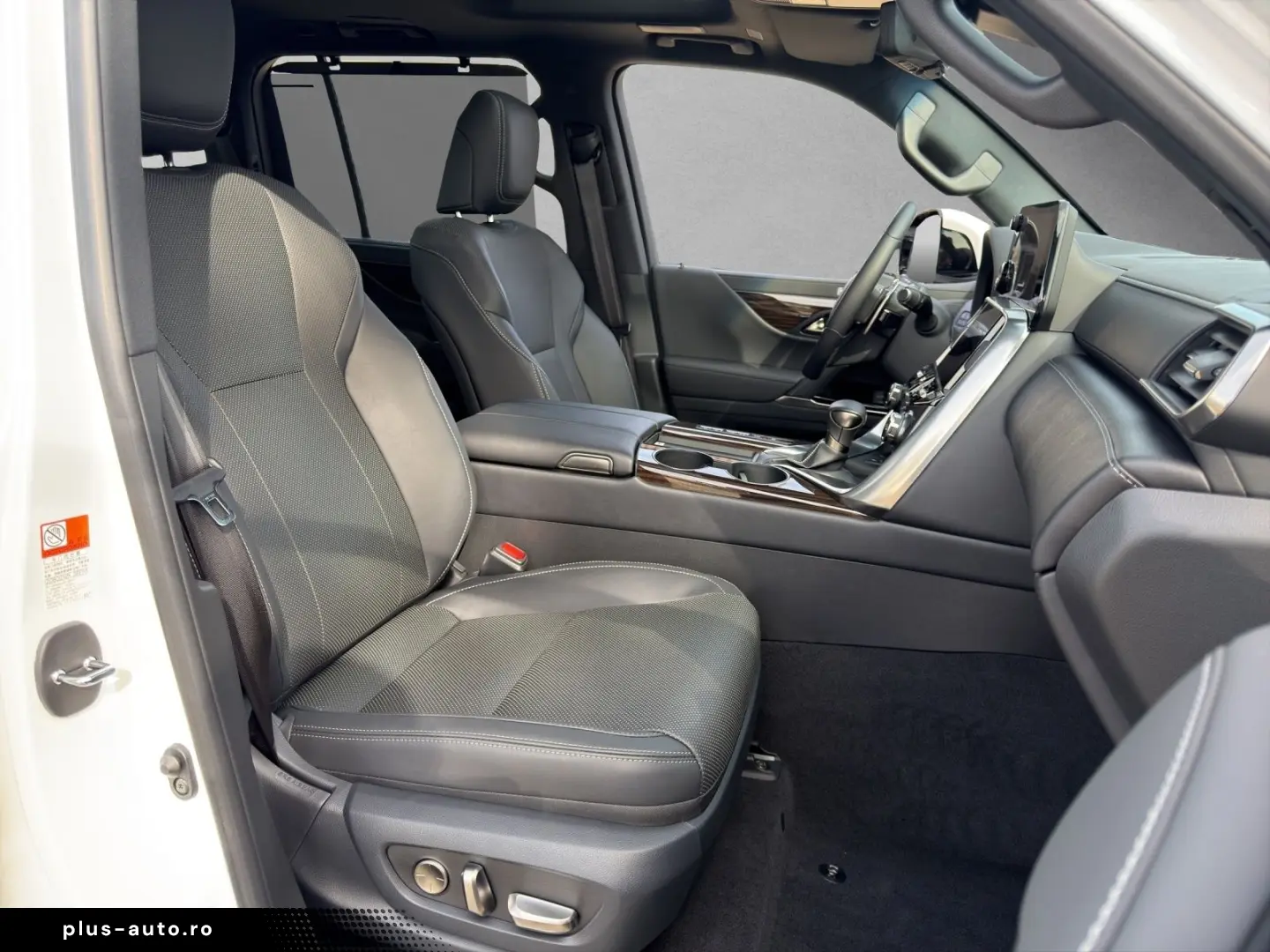 LEXUS LX 500 D Luxury Mark Levinson Full Options