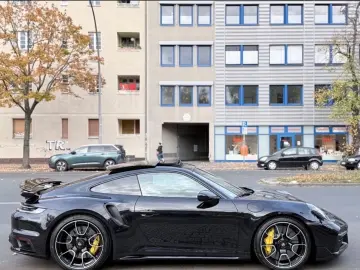 PORSCHE 992 911 TURBO S  MATRIX LED S-BELÜFT BURMESTER
