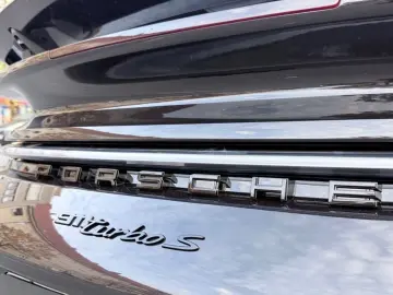 PORSCHE 992 911 TURBO S  MATRIX LED S-BELÜFT BURMESTER