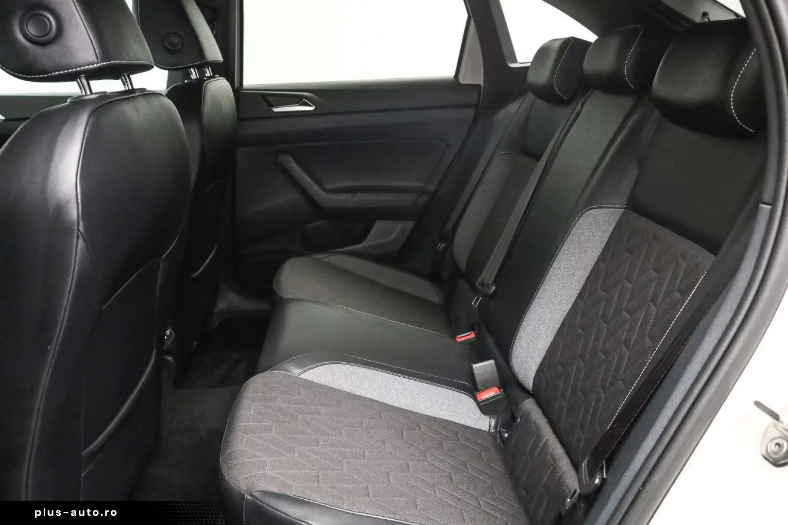 Volkswagen Taigo 1.0 TSI DSG GOAL