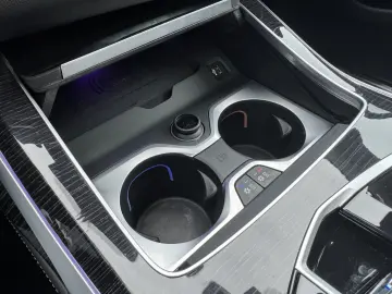 BMW X7 xDrive40i M Sport AHK P-SKY 6-Sitze StHzg h&k