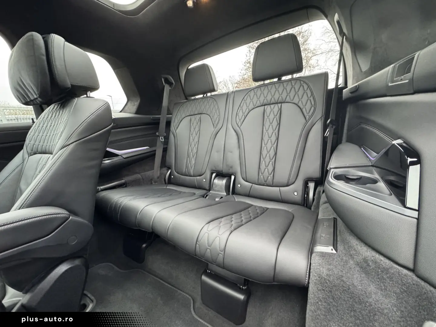 BMW X7 xDrive40i M Sport AHK P-SKY 6-Sitze StHzg h&k