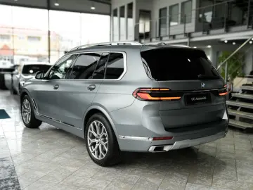 BMW X7 xDrive40d Sky-Lounge Belüftung Massage ExD.P.