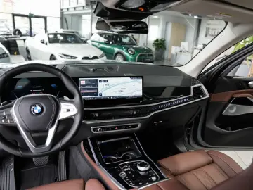 BMW X7 xDrive40d Sky-Lounge Belüftung Massage ExD.P.