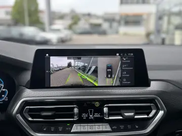 BMW X3 xDrive30e M Sportpak. Pano AHK Laser ACC 360