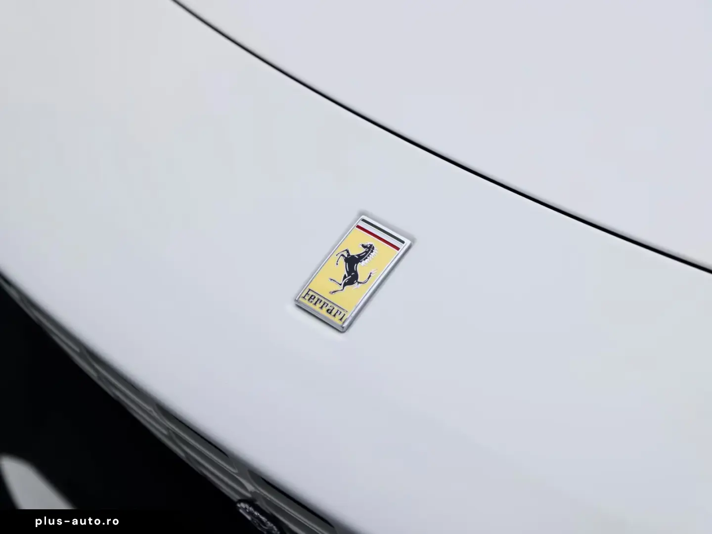 Ferrari Roma Spider