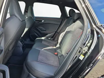 AUDI A5 Avant e-hybrid S tronic quattro  Panodach AHK