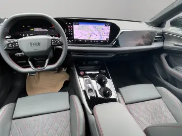 AUDI A5 Lim e-hybrid qu. Matrix B&O Pano HuD AHK 360