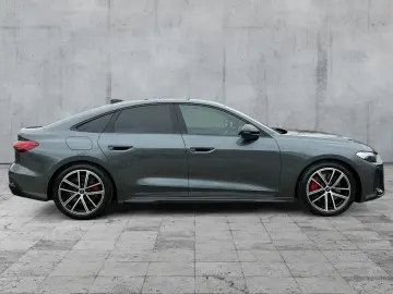 AUDI A5 Lim e-hybrid 220kW S-LINE MATRIX B&O ACC PANO