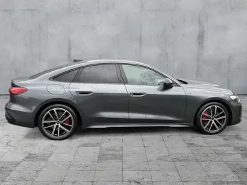 AUDI A5 Lim e-hybrid 220kW S-LINE MATRIX B&O ACC PANO