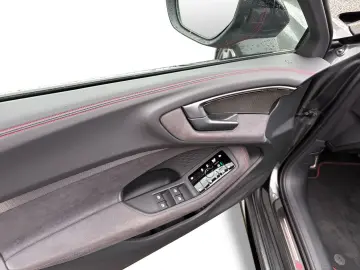 AUDI A5 Lim e-hybrid 220kW S-LINE MATRIX B&O ACC PANO