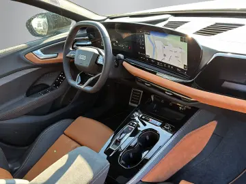 AUDI A5 Limousine TDI quattro S-tronic  TECHPRO PANO