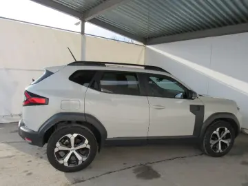 DACIA DUSTER 1.6 HEV 140 Journey